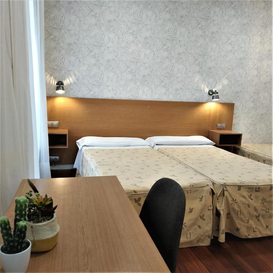 Roquefer Bilbao Central Rooms Esterno foto