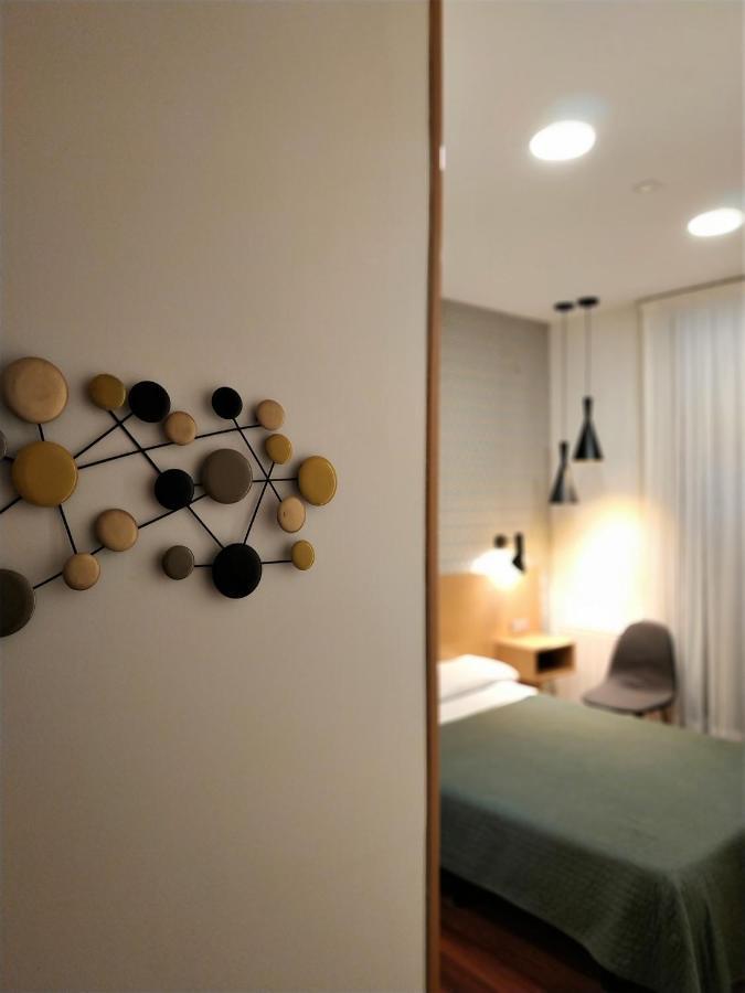 Roquefer Bilbao Central Rooms Esterno foto